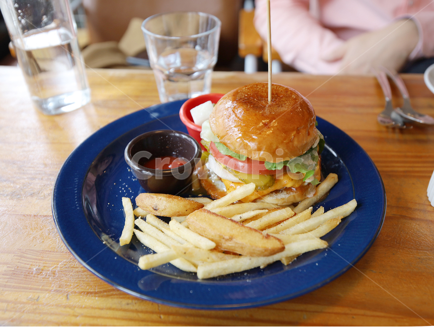햄버거,수제버거,food,음식,버거,burger,감자튀김,meal,식사,요리,음식,식재료,요리,food,cook,meal,dishes,food reserves,양식,서양음식,서양요리,western food,western dishes,western meal,western cook