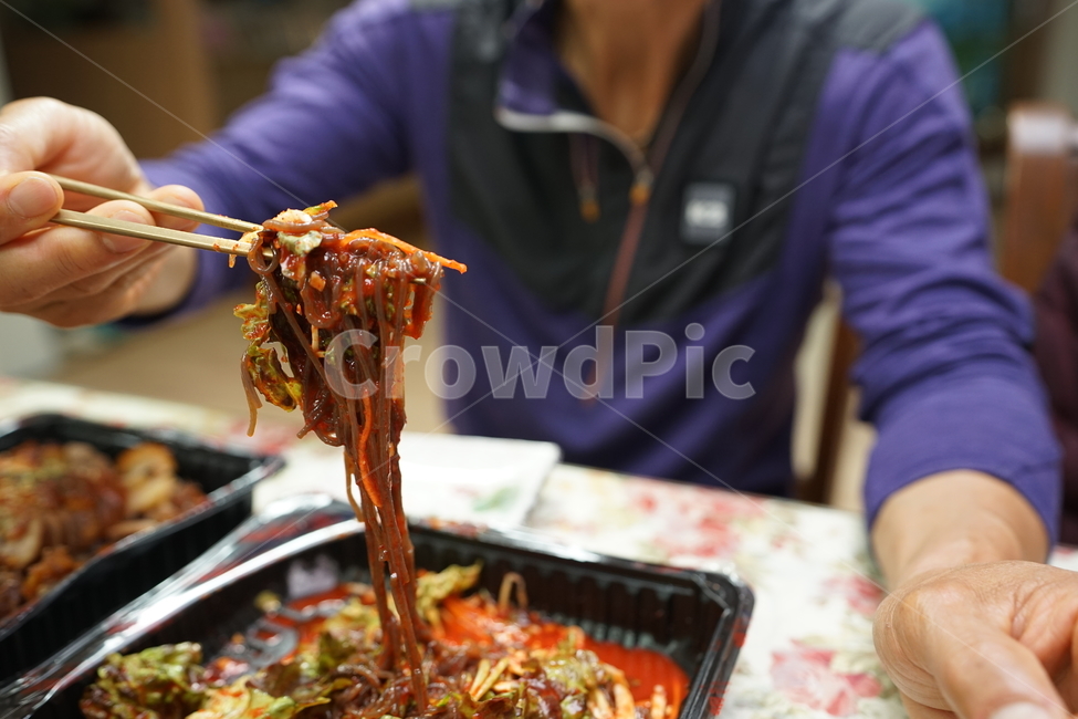족발,안주,돼지,술안주,안주거리,식사,먹방,음식,푸드,먹거리,배달음식,배달,음식,식재료,요리,food,cook,meal,dishes,food reserves,면류,면요리,noodles,한식,한국음식,한국요리,korean food,korean dishes,korean meal,korean cook