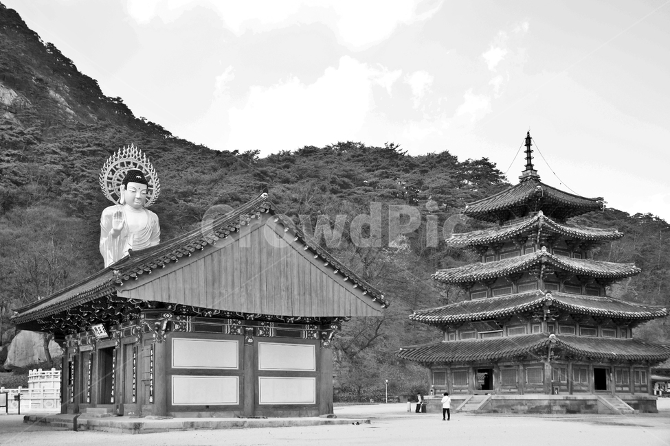 법주사,사천왕문,팔상전,금동미륵대불,보은,속리산,흑백,한국전통,한국문화,korean traditional,korean culture,종교,신앙,religion,belief,faith,흑백,모노톤,monochrome,black and white,건축물,건물외관,exterior,building,structure,architecture,construction