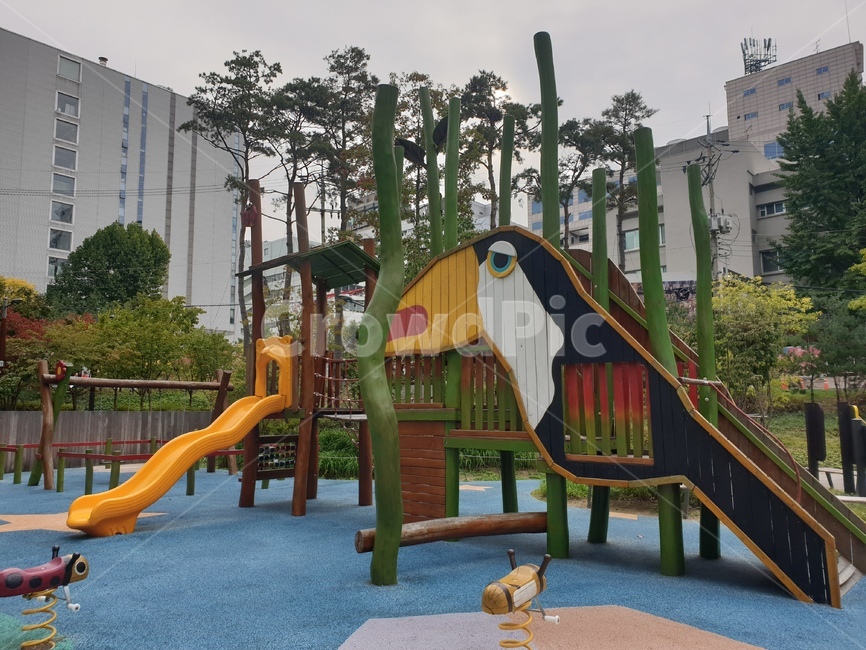배재공원,놀이터,미끄럼틀,토코투칸,아이들,playground,놀이공간,playarea,운동장
