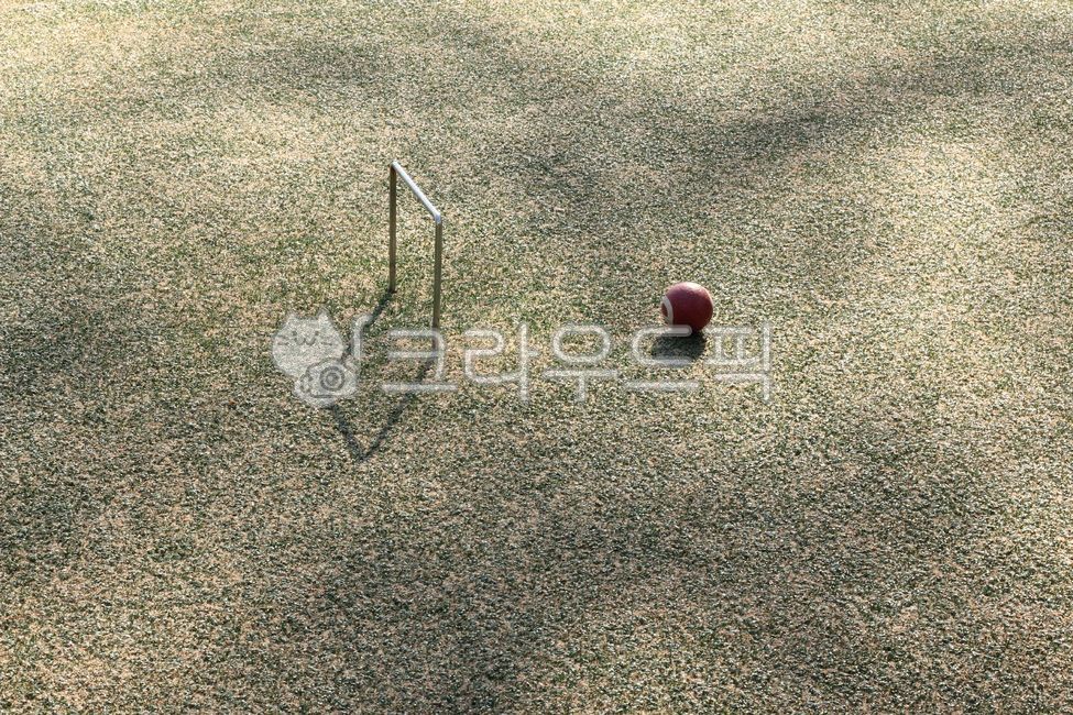 ball,work out,gate ball,shadow,light,cheek,Gateball court,floor,gateball,Playground