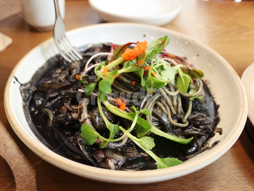 요리,파스타,먹물파스타,야채,런치,식당,음식,식재료,요리,food,cook,meal,dishes,food reserves,면류,면요리,noodles,양식,서양음식,서양요리,western food,western dishes,western meal,western cook