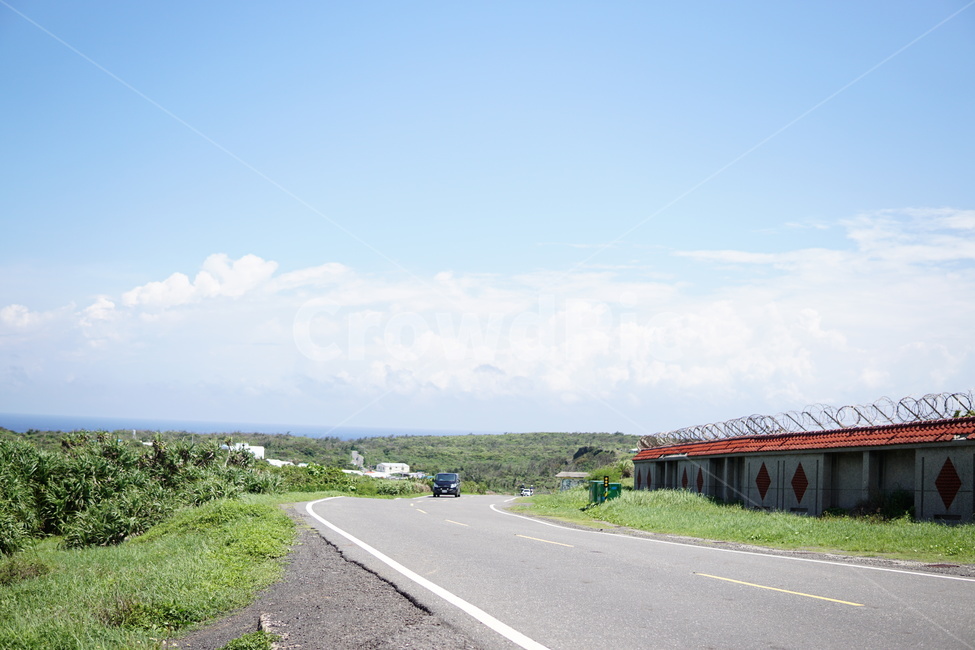 도로,하늘,맑은날,컨딩,철조망,자연,풍경,nature,landscape,road,asphalt,아스팔트,highway,고속도로,freeway,고속 도로