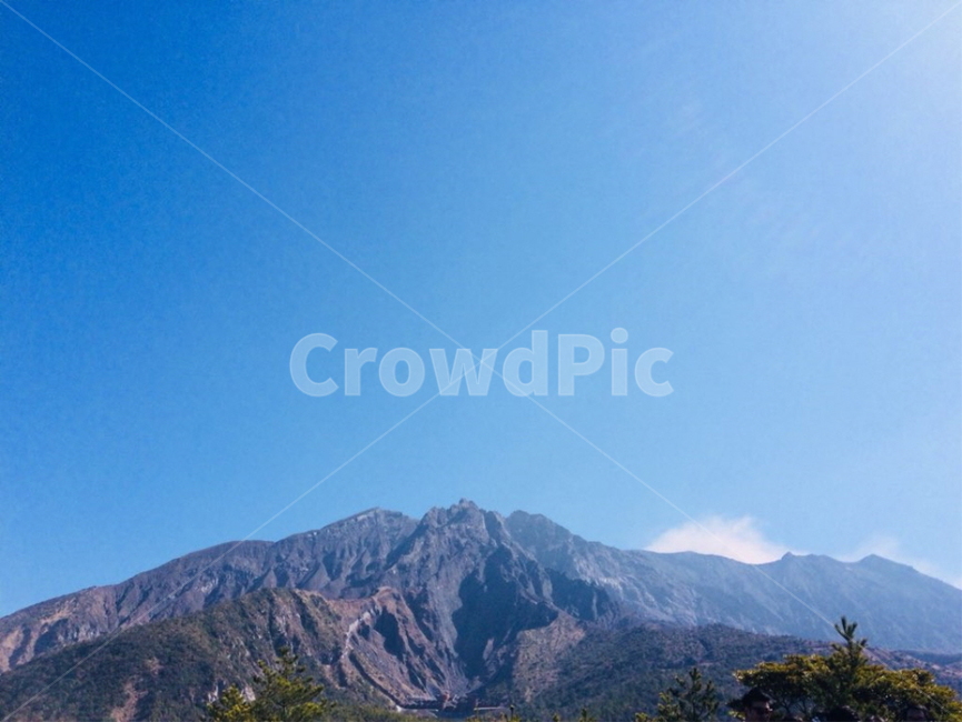 산,하늘,일본,가고시마,mountain,sky,파란색,자연,자연,풍경,nature,landscape,outdoors,옥외,slope,경사,mountain range,산맥