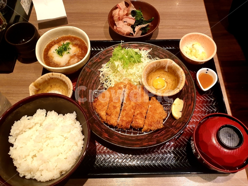 돈가스,돈가스정식,음식,food,일식,일본음식,돼지고기,튀김,저녁,dinner