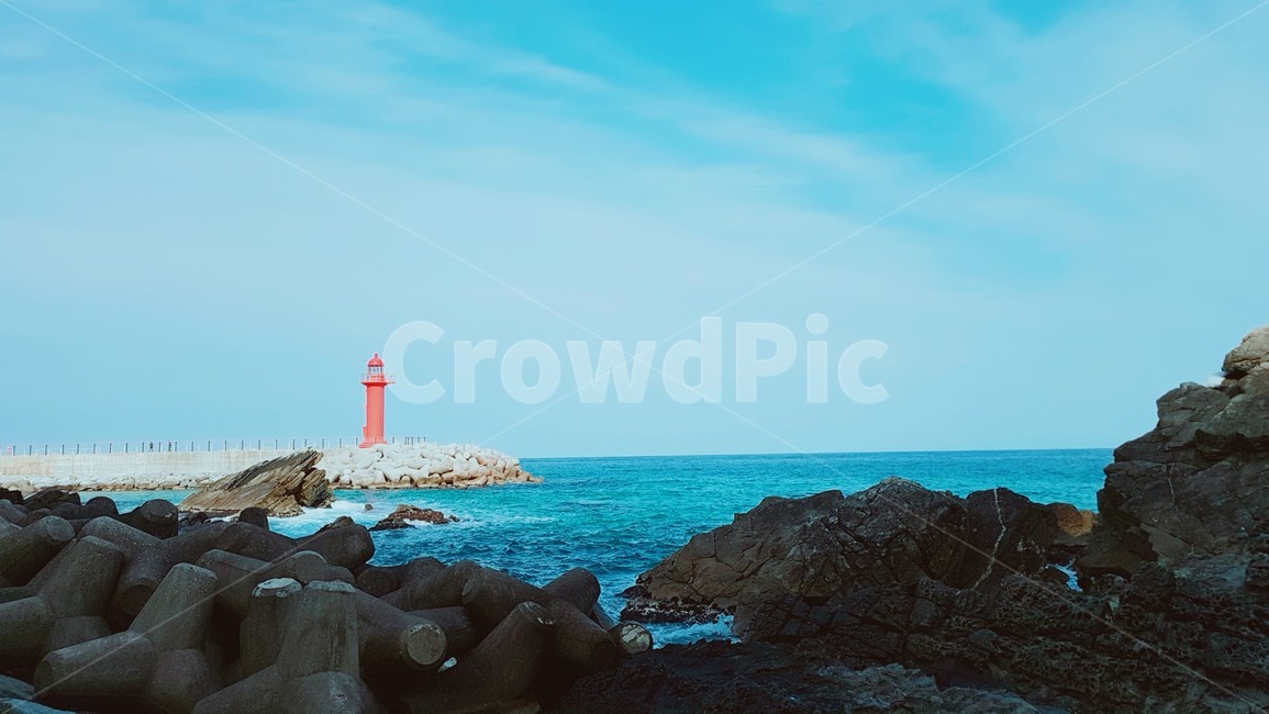 architecture,건축물,tower,탑,lighthouse,등대,바다,방파제,sea,seawall,등대,lighthouse