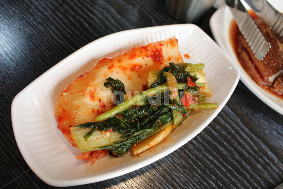 side dish,meat restaurant,Kimchi,kimchi,Young radish kimchi