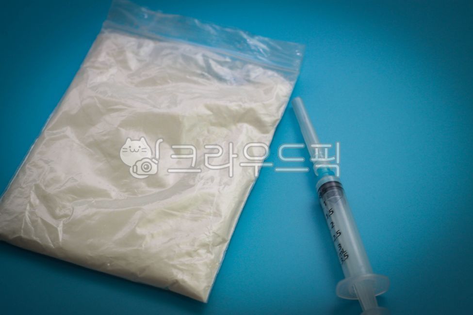 마약,주사기,약물중독,약물,투약,중독,컨셉