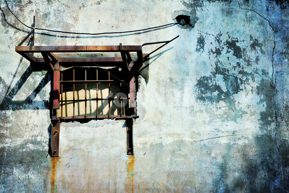 빈티지,올드,창문,재개발,오래된,vintage,old,wall,feeling,emotion,sensibility,부식,녹슨,선,낡은,텍스쳐,texture,시멘트,변두리,외곽지대,누추한,어제,과거,창살,안전망,보호,세월,흔적,빈티지사진,빈티지느낌,빈티지감성,vintage
