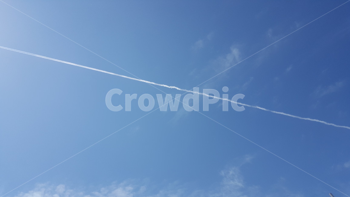sky,cloud,contrail,blue sky,Sky of Autumn
