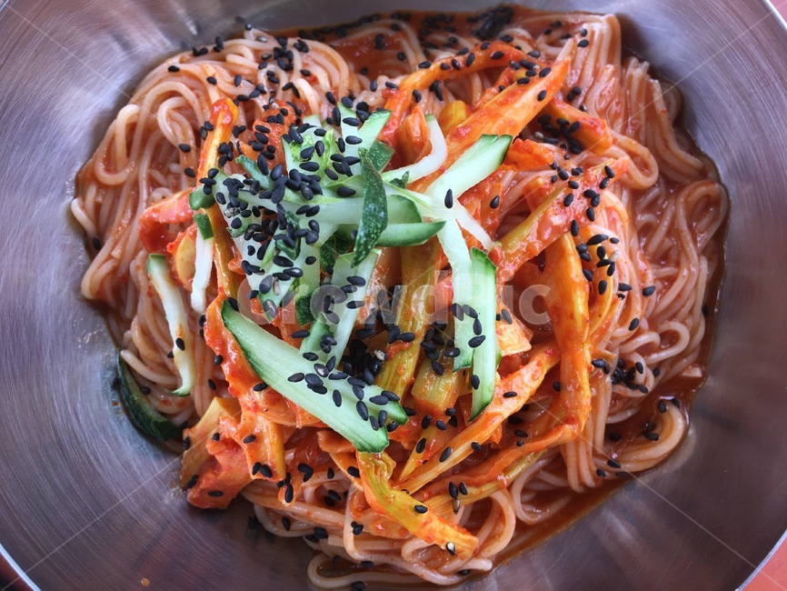 음식,noodle,국수,pasta,파스타,food,비빔국수,김치비빔국수,음식,식재료,요리,food,cook,meal,dishes,food reserves