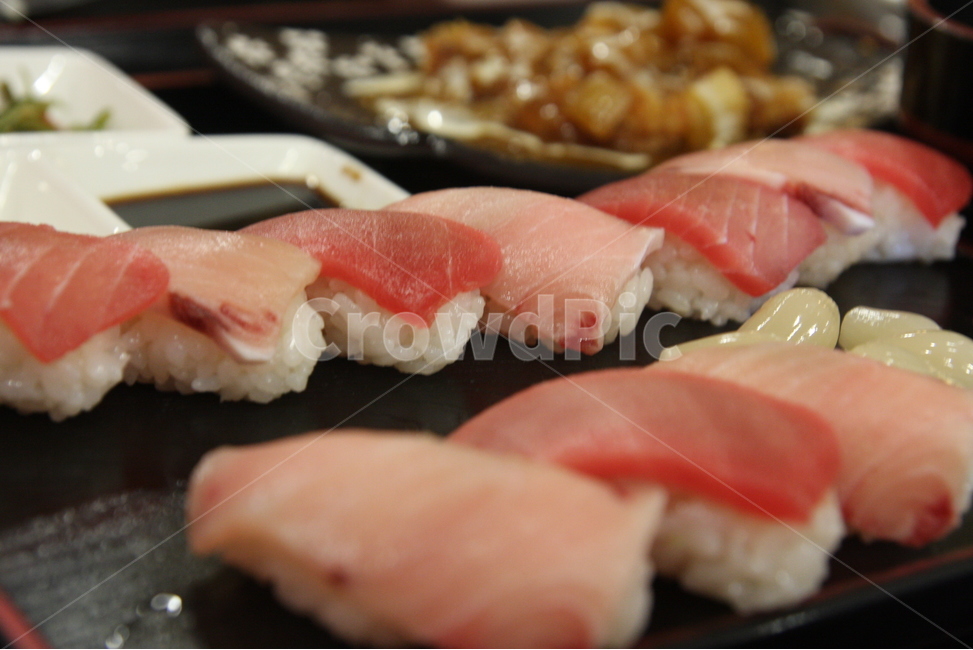 음식,일식,초밥,연어초밥,일식음식,음식,식재료,요리,food,cook,meal,dishes,food reserves,수산물,해산물,fishery products,seafood,일식,일본음식,일본요리,Japanese food,Japanese dishes,Japanese meal,Japanese cook