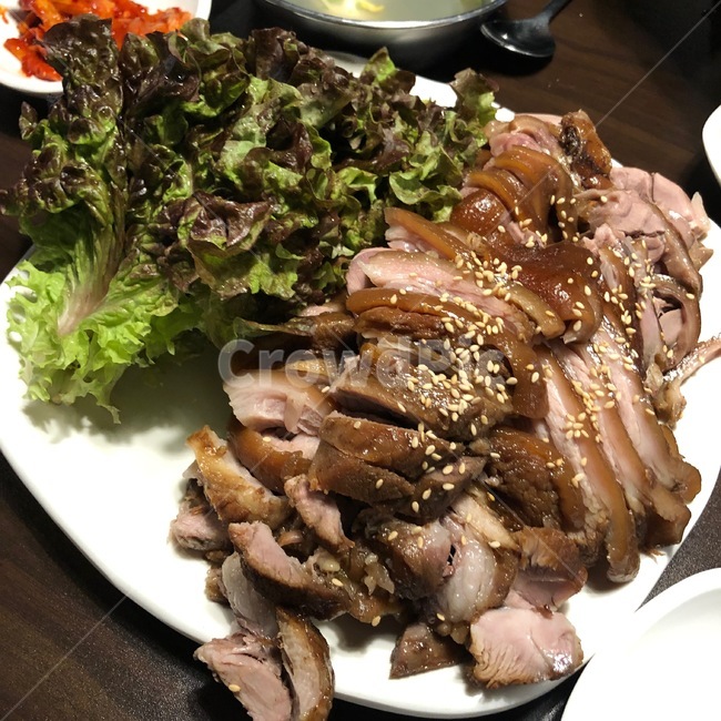 족발,상추,한식,윤기,고기,돼지고기,음식,식재료,요리,food,cook,meal,dishes,food reserves,한식,한국음식,한국요리,korean food,korean dishes,korean meal,korean cook