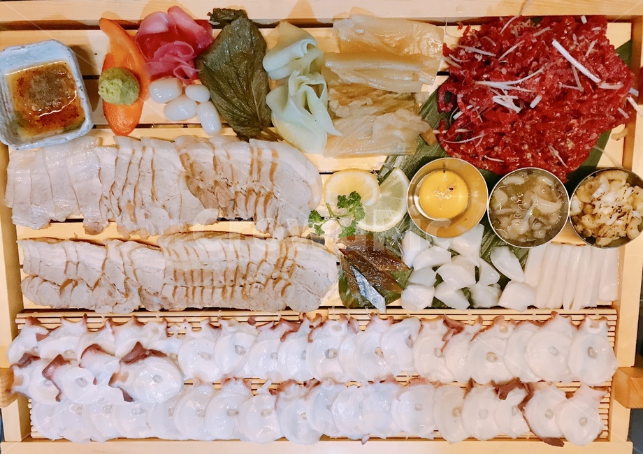 문어,보쌈,육회,과메기,문어숙회,술안주,숙회,문어회,해산물,음식,식재료,요리,food,cook,meal,dishes,food reserves,수산물,해산물,fishery products,seafood