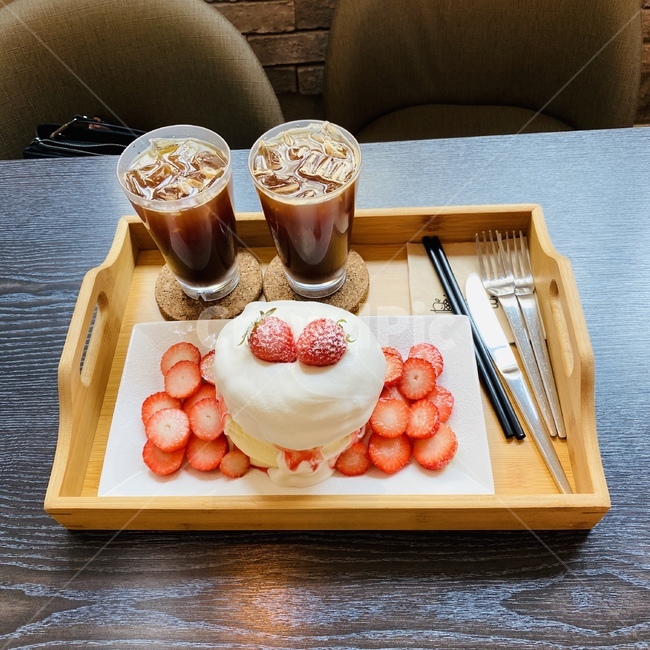 디저트,카페,딸기수플레,souffle,수플레팬케이크