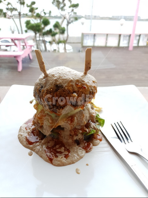 햄버거,화산버거,맛,버거,포크,나이프,음식,food,burger,sauce,소스