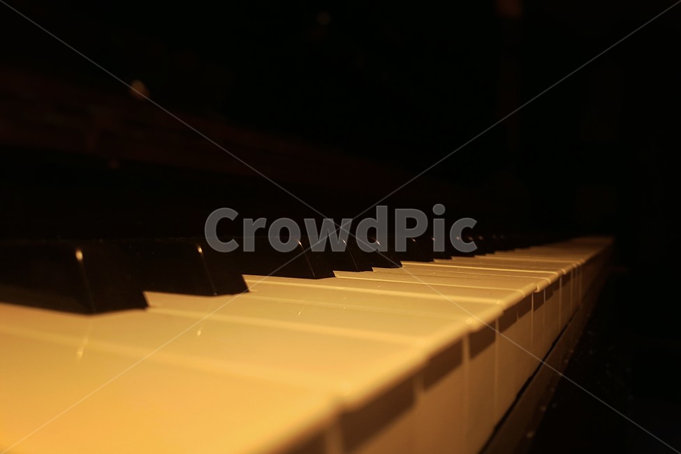 classic music,piano,grand piano,grandpiano,instrument