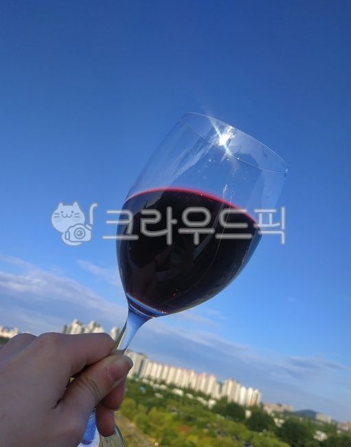 와인,하늘,루프탑,파티,와인잔,보라색,파란색,도시