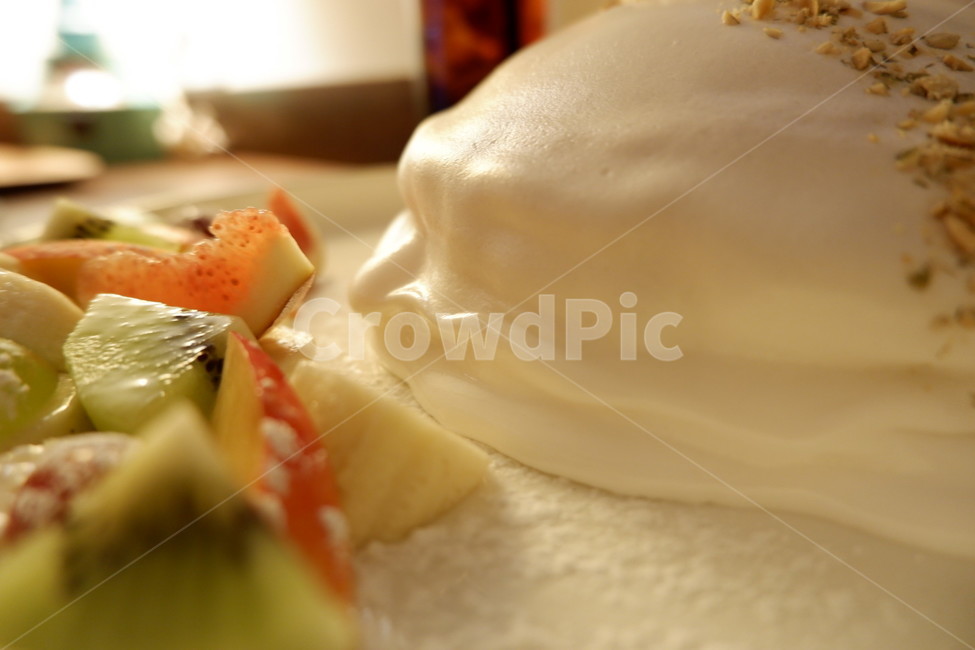 케이크,수플레케이크,생크림케이크,과일케이크,카페,음식,식재료,요리,food,cook,meal,dishes,food reserves,디저트,간식,후식,dessert,snack