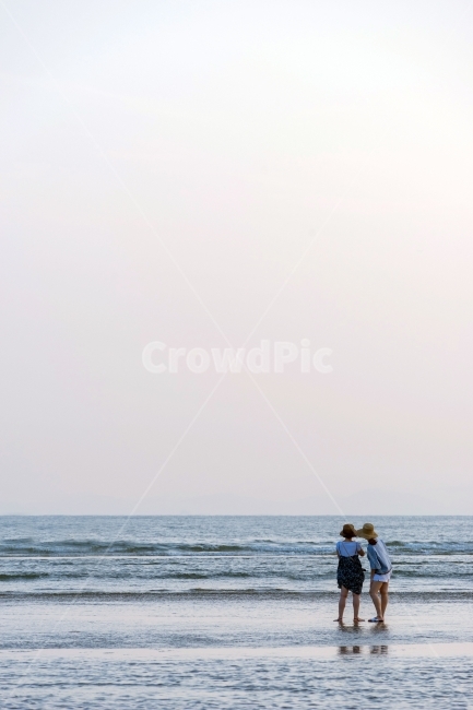 바다,모녀,엄마,딸,다대포,해변,가족,해변,바다,beach,sea,사람,인물,인간,human,person,여성,여자,woman,female,lady,가족,패밀리,family,여행,휴가,traveling,vacation,trip