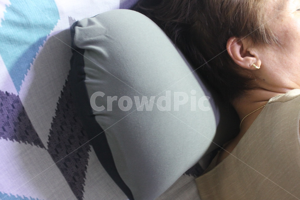 숙면,잠,힐링,베개,수면,꿈,sleep,sleeping,dream,pillow,침대,안정,사람,인물,인간,human,person,신체일부,몸,body
