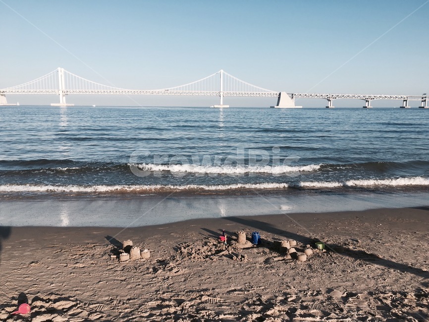 부산,광안리,모래성,광안대교,풍경,여름,하늘색,다리,대교,자연풍경,색채,바다,모래,모래사장,모래놀이,해변,바다,beach,sea