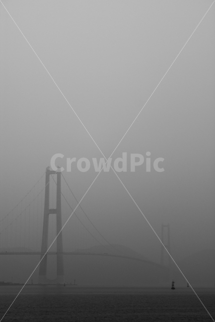 안개,바다,여행,구름,다리,흑백,모노트롬,광양,이순신대교,흐린날,mist,fog,sea,travel,clouds,bridge,monochrome,korea,도시,풍경,city,landscape,흑백,모노톤,monochrome,black and white,nature,자연