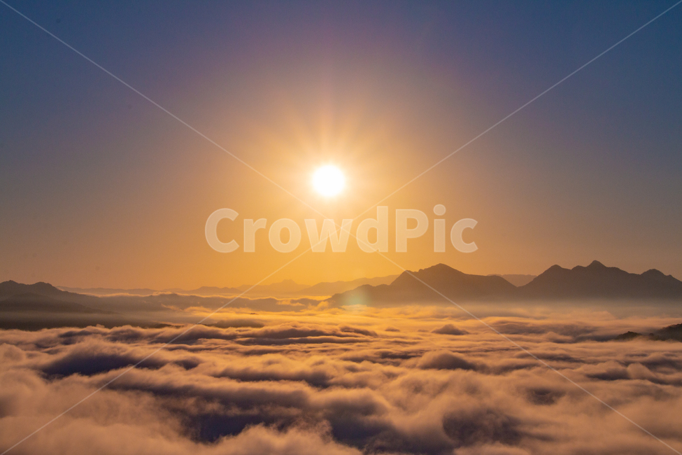 보납산,운해,구름,일출,태양,clouds,sunrise,flare,플레어,light,빛,sunlight,옥외,outdoors,자연,nature,햇빛,자연,풍경,nature,landscape