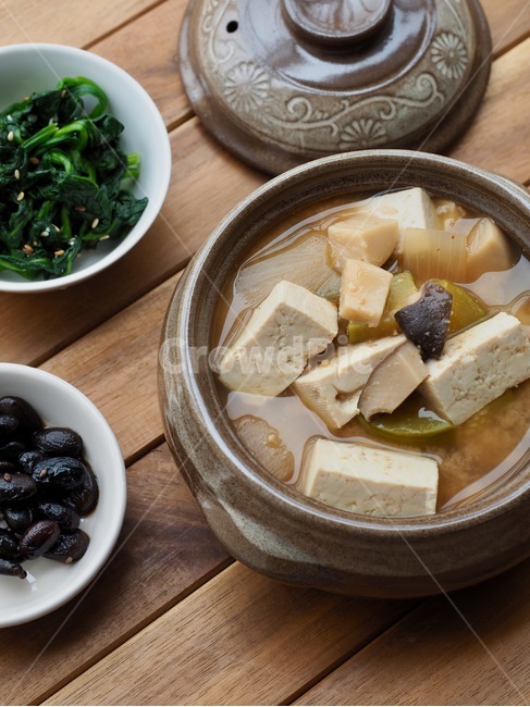 된장찌개,뚝빼기된장찌개,뚝빼기,두부,한국음식,식품,한식,한국문화,한국,배경,음식문화,웰빙,문화,아시아,아시아음식,전통,음식,요리,반찬,뜨거운음식,국물음식,음식,식재료,요리,food,cook,meal,dishes,food reserves,한식,한국음식,한국요리,korean food,korean dishes,korean meal,korean cook
