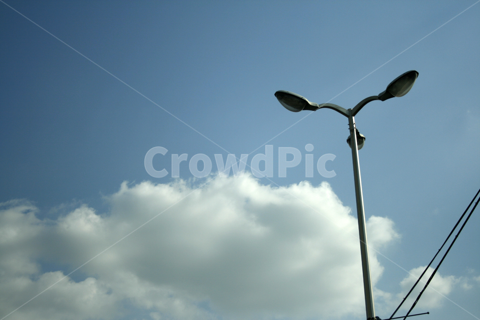 하늘,구름,가로등,sky,파란,cloud,자연,풍경,nature,landscape,lamp post,램프 포스트