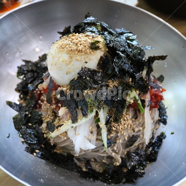 여름,막국수,계란,김,오이,배,음식,깨,summer,natsu,egg,tamago,nori,kyuuri,nashi,cucumber,pear,food,tabemono,sesame,goma,여름,계절,summer,season,음식,식재료,요리,food,cook,meal,dishes,food reserves,면류,면요리,noodles,한식,한국음식,한국요리,korean food,korean dishes,korean meal,korean cook