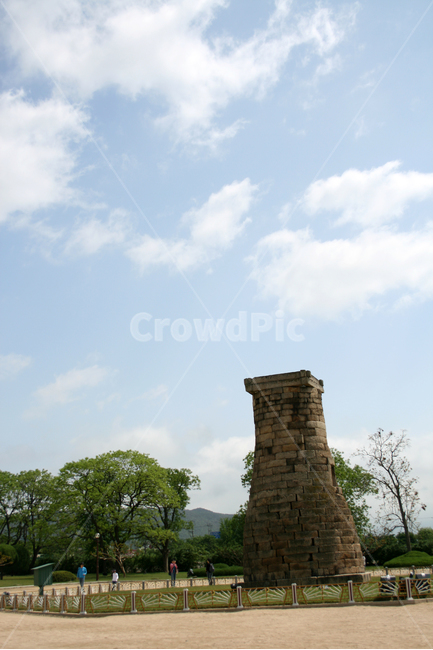 한국,경주,첨성대,국보,유네스코,신라,천문대,한국전통,한국문화,korean traditional,korean culture,랜드마크,landmark,tourist attraction,한국랜드마크,한국관광지,한국명소,korea landmark,korea tourist attraction,건축물,건물외관,exterior,building,structure,architecture,construction