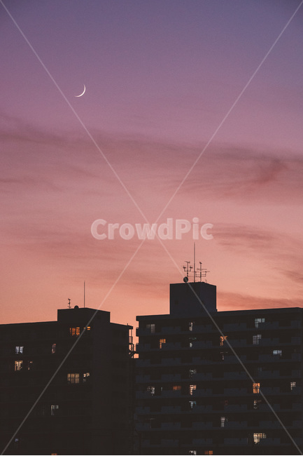 초승달,달,야경,하늘,저녁하늘,밤하늘,야경,밤,풍경,nightscape,night,landscape,도시,city,한국도시풍경,한국도시경관,korea cityscape,색깔,색상,색채,색감,color sense,color sensitivity,feeling of color