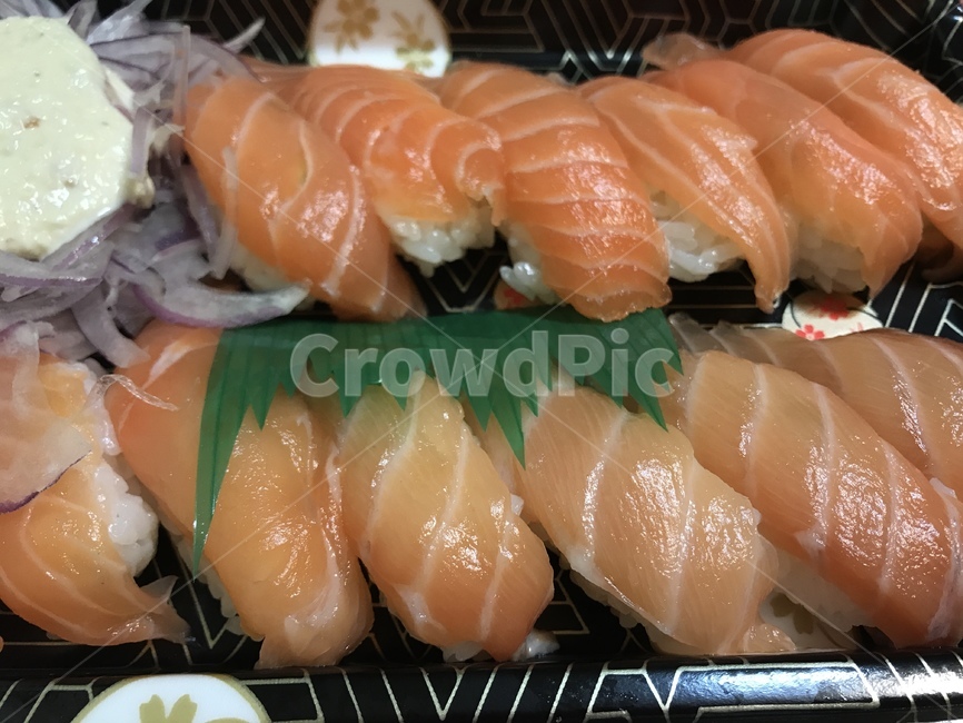 연어초밥,식사,연어,초밥,마트,도시락,salmonsushi,sushi,dine,salmon,mart