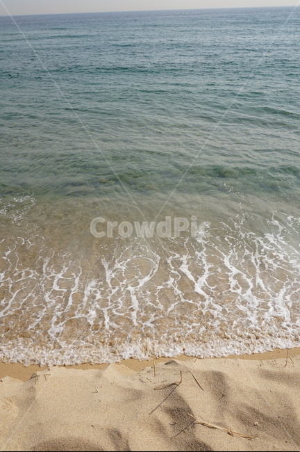 바다,해변,동해,모래,거품,자연,풍경,nature,landscape,해변,바다,beach,sea,outdoors,옥외,ocean,대양,water,물,shoreline,해안선