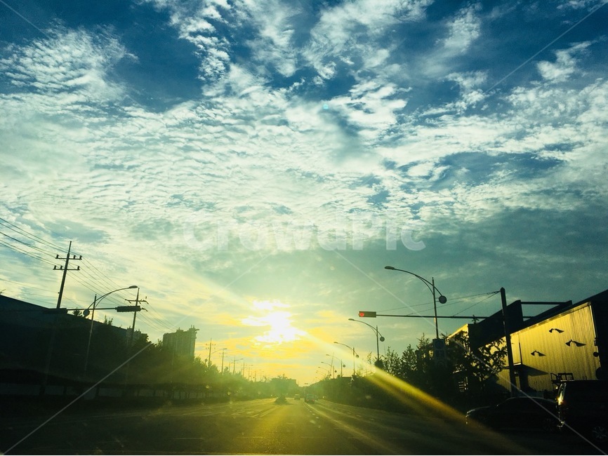 하늘,노을,퇴근길,인천,석양,구름,도로,자연,풍경,nature,landscape,light,빛,flare,플레어,outdoors,옥외