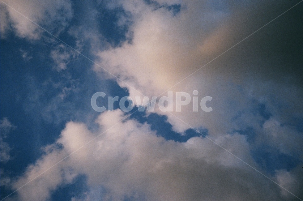 구름,하늘,해질녘,필름,필름사진,자연,감성,감성사진,노을,가을,겨울,sky,cloud,cumulus,적운,weather