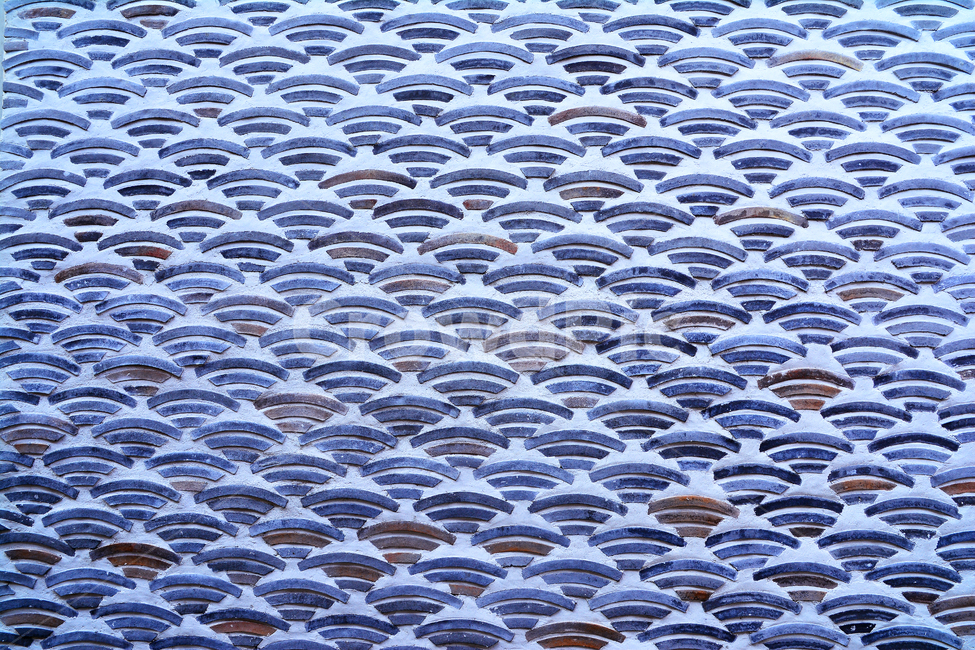 패턴,텍스쳐,전통,고궁,문양,한국적,코리안,pattern,texture,korean,tour,관광지,서울,창경궁,경복궁,보존,culture,traditional,기하학,추상,배경,바탕,백그라운드,background,디자인,라인,선,면,무늬,리듬,역사,문화유산,아름다움,한국의미,장인,east,동양적,아시아,블루톤,기왓장,담장,벽,울타리,벽돌,block,wall,빈티지,vintage,앤틱,유물,한국전통,한국문화,korean traditional,korean culture,텍스처,질감,패턴,texture,pattern