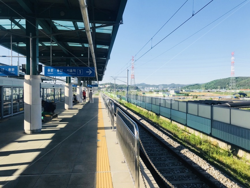 지하철,역,전철,고요,조용,교통,교통수단,traffic,transportation