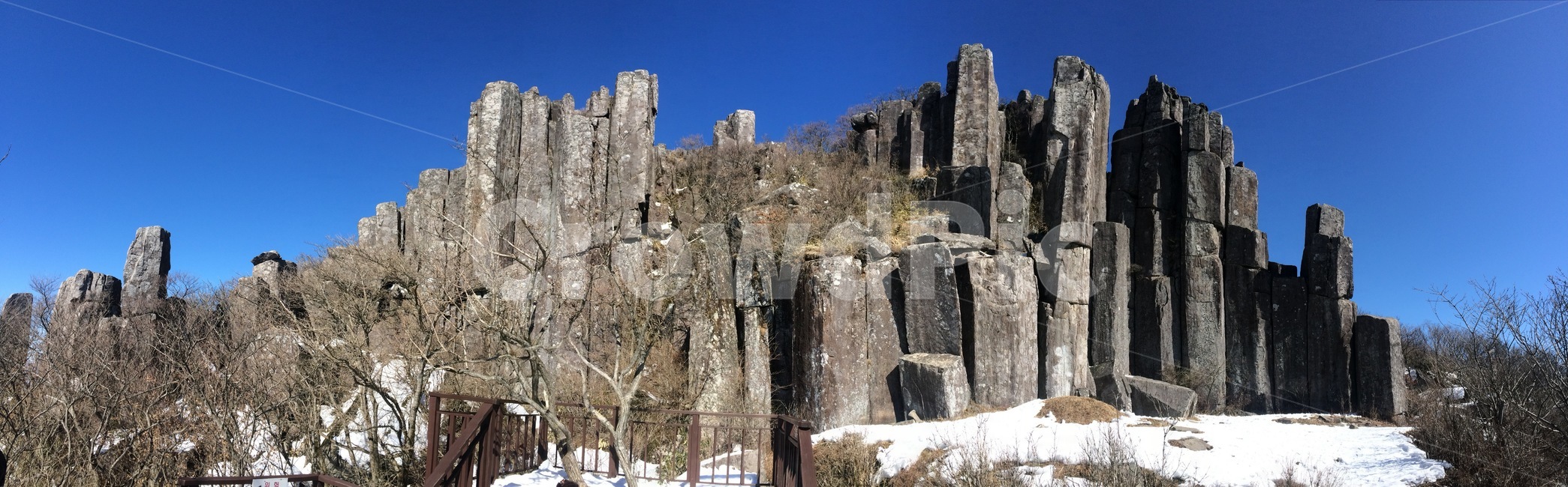 주상절리,무등산,바위,자연,나무,tree,nature,columnarjoint,rocks,rock,겨울,계절,winter,season,자연,풍경,nature,landscape,ruins,유적