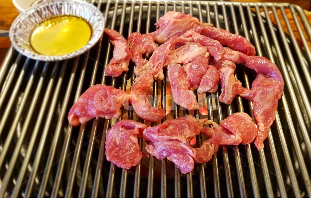 고기,돼지고기,불판,식당,음식,pork,food,음식,식재료,요리,food,cook,meal,dishes,food reserves,육류,고기,meat,한식,한국음식,한국요리,korean food,korean dishes,korean meal,korean cook