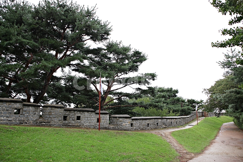 수원화성,서,성곽,길,둘레길,돌담,담,가을,자연,풍경,벽,방어벽,전통,흙담,식물,한국전통,한국문화,korean traditional,korean culture