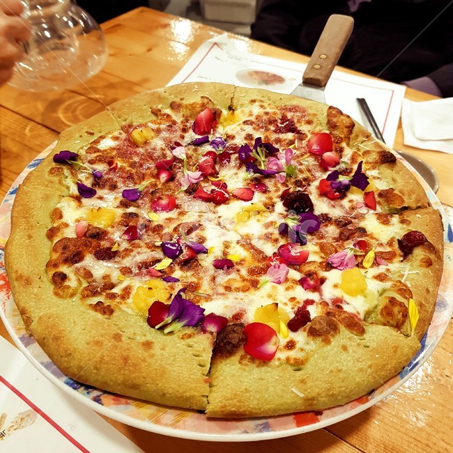 꽃피자,pizza,피자,음식,food,dish,meal,식사,요리