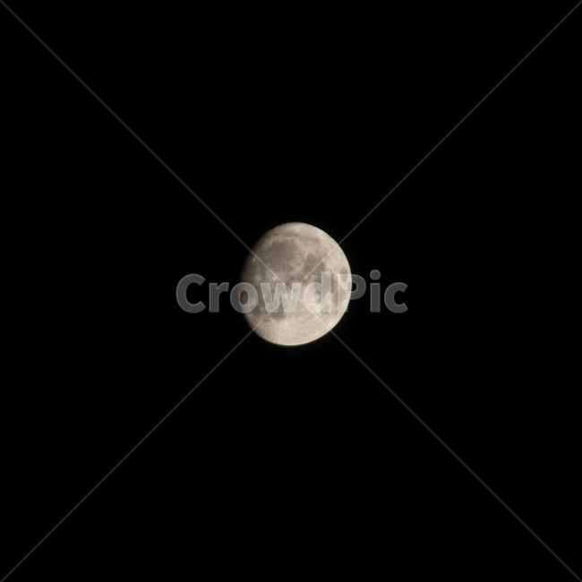 달,moon,밤하늘,보름달,상현달,야경,밤,풍경,nightscape,night,landscape,nature,자연,outdoors,옥외,universe,우주,astronomy,천문학,outer space,대기권 밖