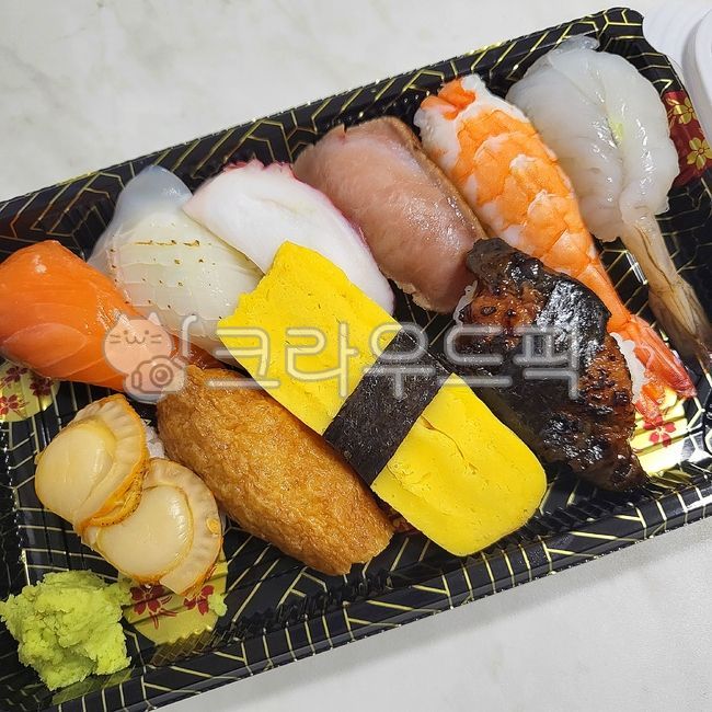 Japanese food,Sushi,sushi packaging,delivery sushi,assorted sushi