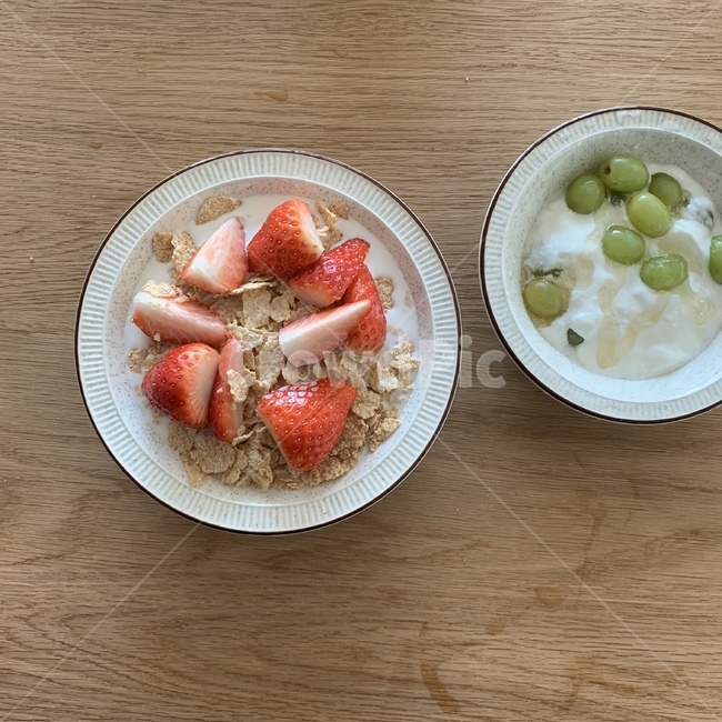 아침,과일,요거트,시리얼,디저트