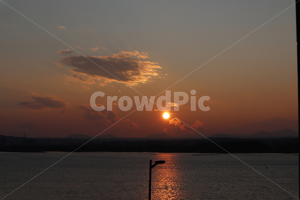 nature,자연,outdoors,옥외,dawn,redsky,황혼,dusk,하늘,sky,새벽,붉은하늘,sunset,일몰