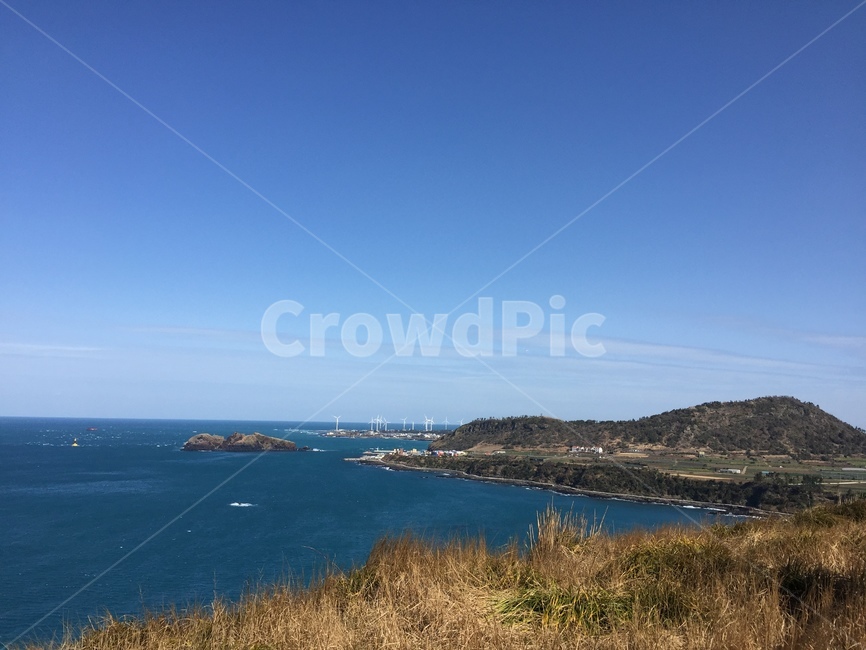 풍경,바다,하늘,섬,제주도,자연,풍경,nature,landscape,한국자연풍경,한국자연경관,korea nature landscape,제주도,jeju,jeju island,outdoors,옥외,land,땅,water,물,shoreline,해안선,sea,ocean,대양,coast,연안,peninsula,반도,promontory,곶