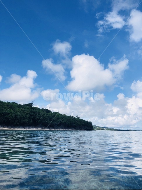 파란바다,바다,해변,구름과바다,푸른바다,자연,풍경,nature,landscape,해변,바다,beach,sea,land,땅,outdoors,옥외,shoreline,해안선,water,물,ocean,대양