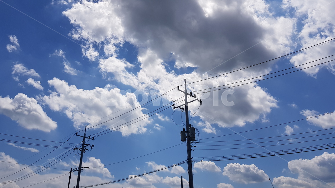 구름,파란하늘,뭉게구름,하얀구름,cloud,bluesky,nature,자연,outdoors,옥외,푸른하늘,azuresky,sky,하늘,cable,케이블,powerlines,electrictransmissiontower,송전탑